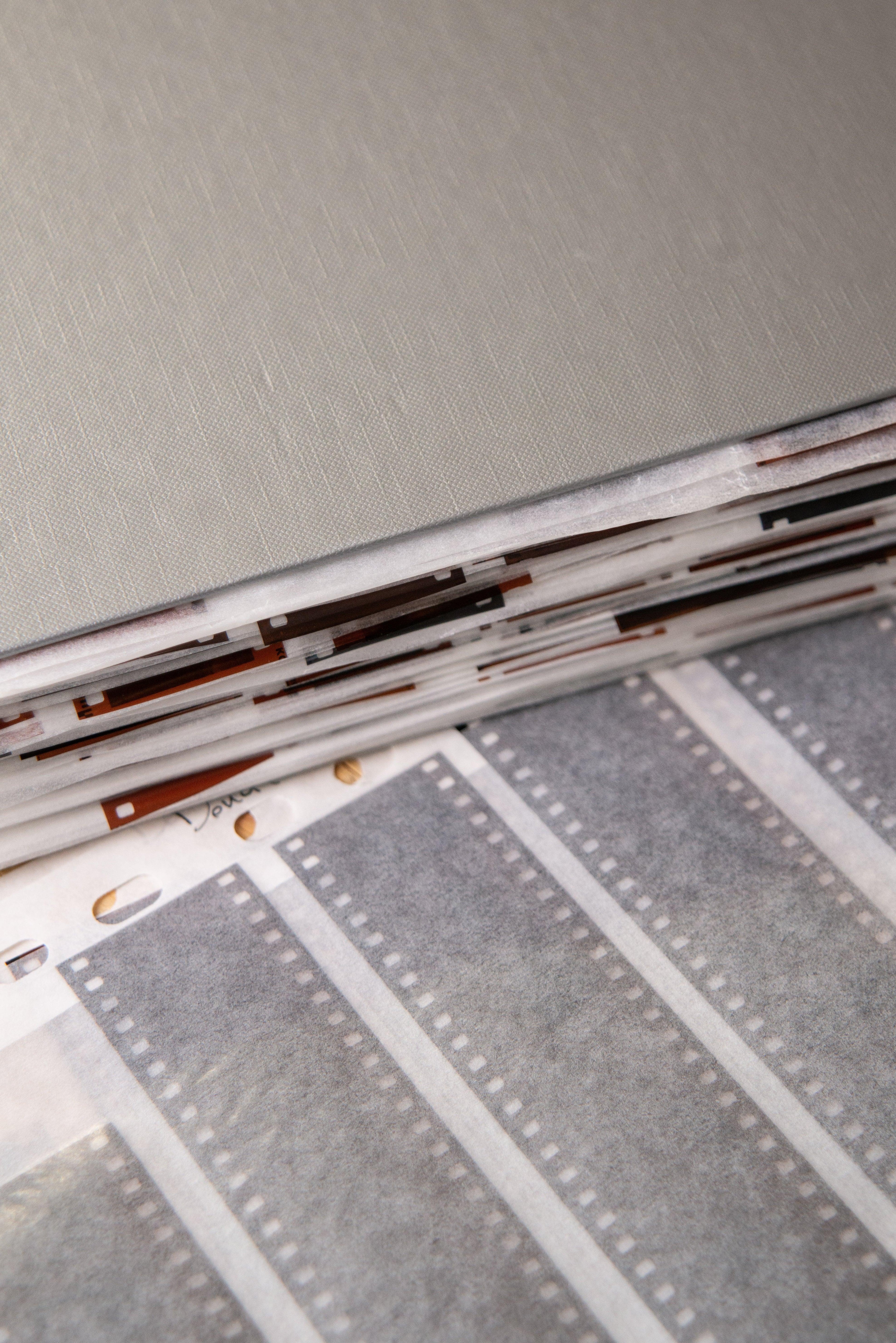 Pergamine Paper Sleeves 35mm – 7 Stripes - Photo Studio Berlin