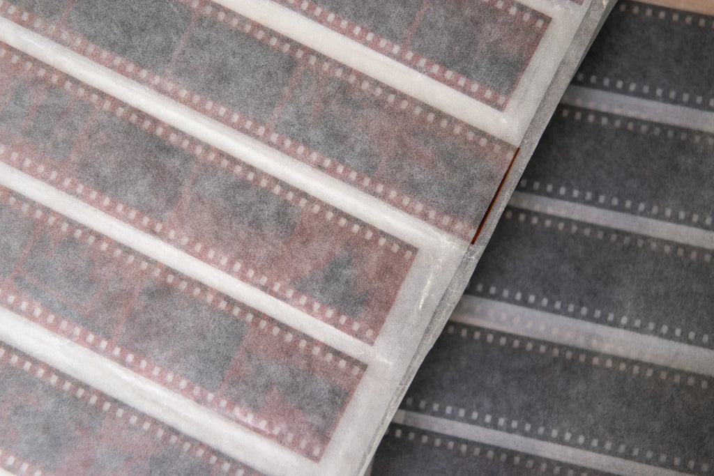 Pergamine Paper Sleeves 35mm – 7 Stripes - Photo Studio Berlin