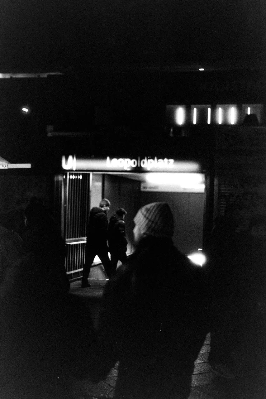 BW – Sburro 6400 ISO – 135/36 - Photo Studio Berlin