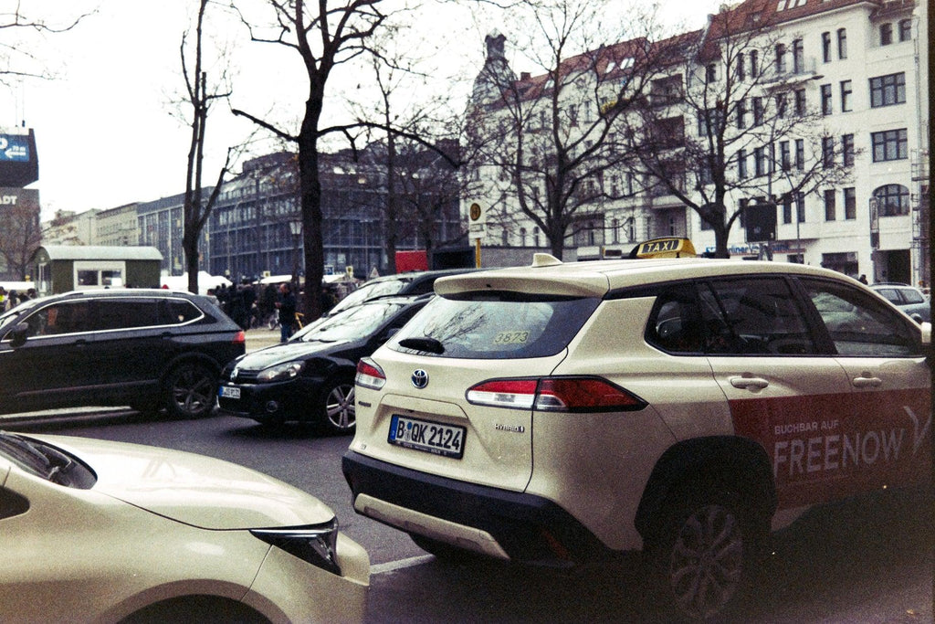 ECN-2 – Pokémon 100T – 135/36 - Photo Studio Berlin